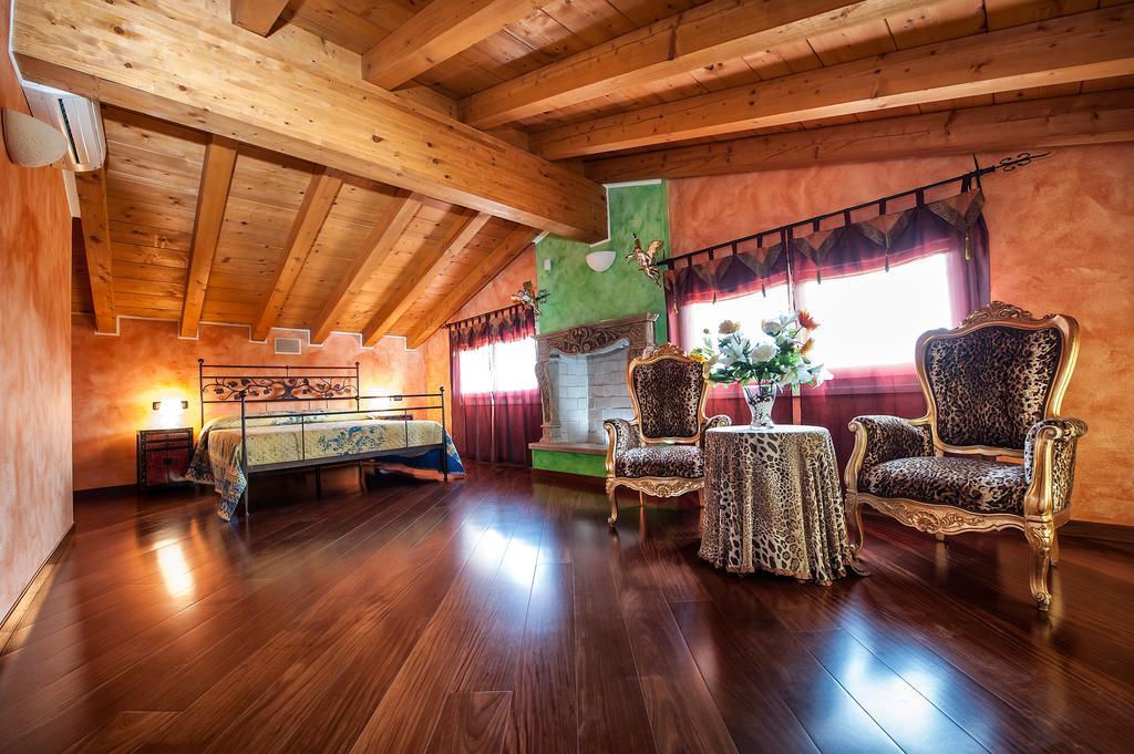 Villa Pace Pozzolengo Rom bilde